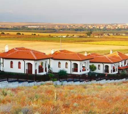 2 Bdr Seaside With Private Pool Near Nesebar & Sunny Beach Acheloj
